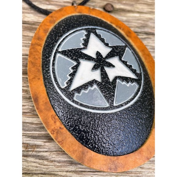 Large Wood Resin Southwestern Pendant Signed R. Jhio Bohd - Picture 3 of 11